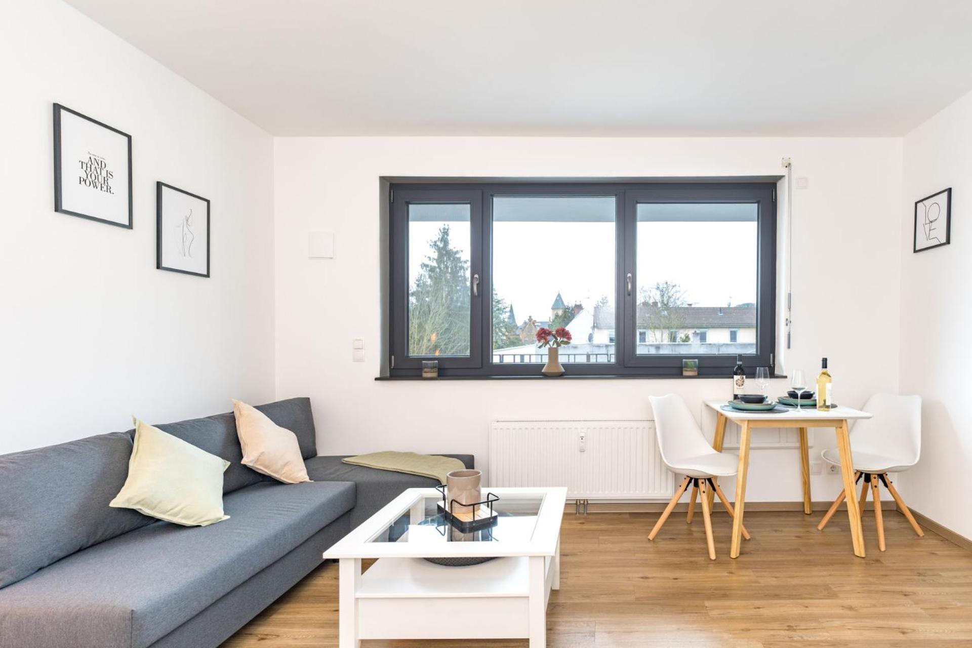 Appartement Modernes Mit Privatem Stellplatz Wenige Minuten Von Der Innenstadt & Mosel Coblence