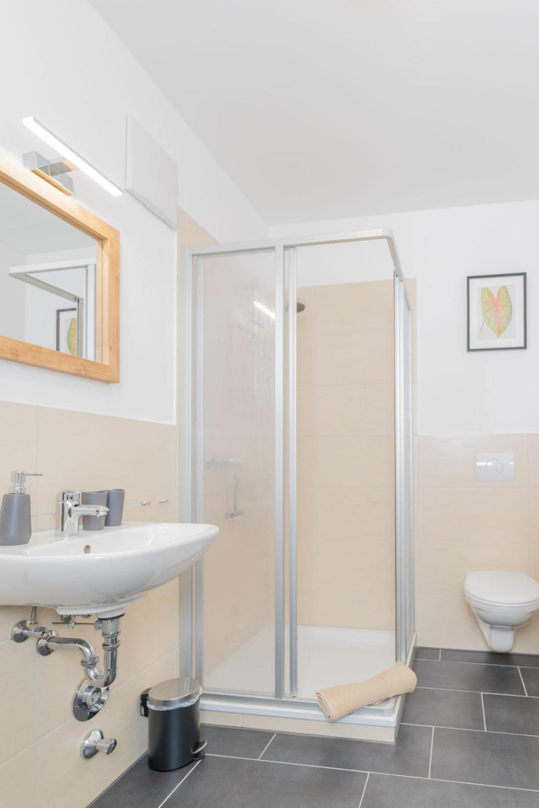 Modernes Mit Privatem Stellplatz Wenige Minuten Von Der Innenstadt & Mosel